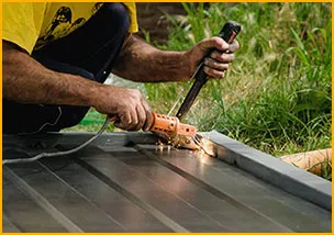 Global Garage Door Service Lithonia, GA 770-648-2402 - emergency-services-gdr-07m